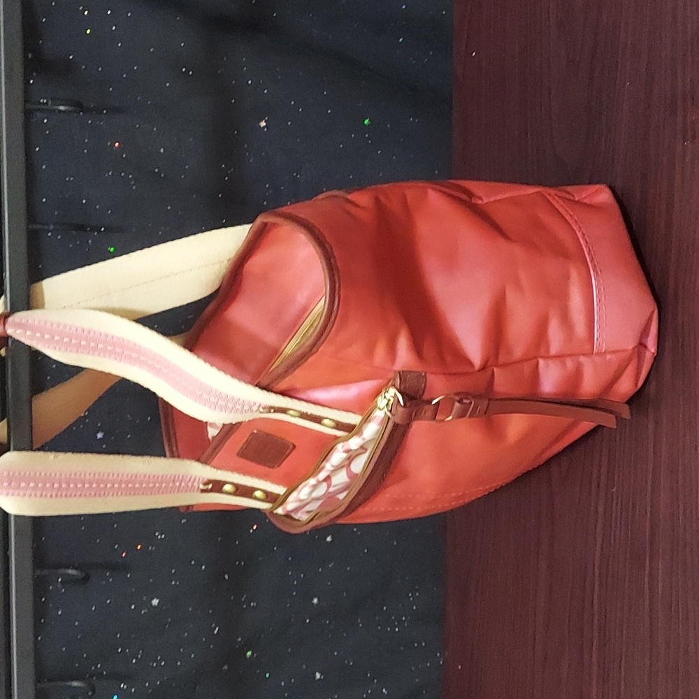 Coach tote - Picture 2 of 8